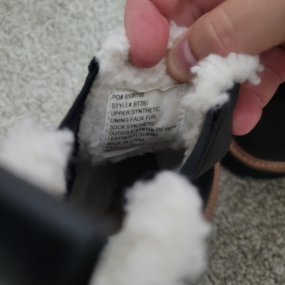 J.Crew Sherpa-lined Black Chelsea boots. NEW worn once - Picture 8 of 14